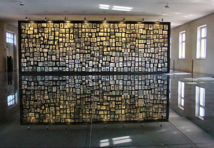 DSC03113AuschwitzFangenesBilder.JPG