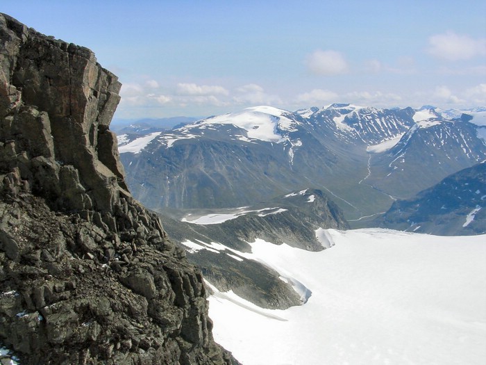 DSC00447JotunheimenSvellnosbreanFraGaldhoepiggenOmtrent.JPG